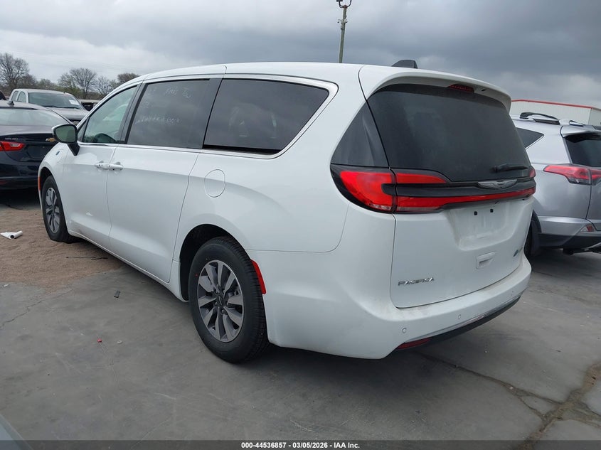 2023 Chrysler Pacifica Hybrid Touring L