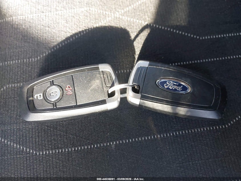 VIN MAJ6P1UL9JC172498 2018 FORD ECOSPORT SE