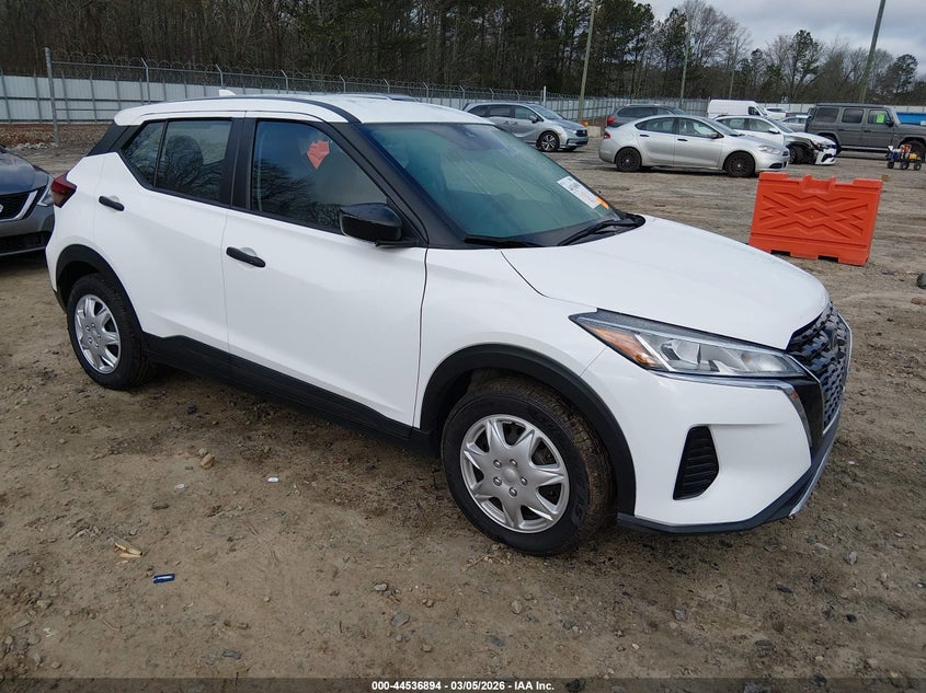 2023 Nissan Kicks S Xtronic Cvt