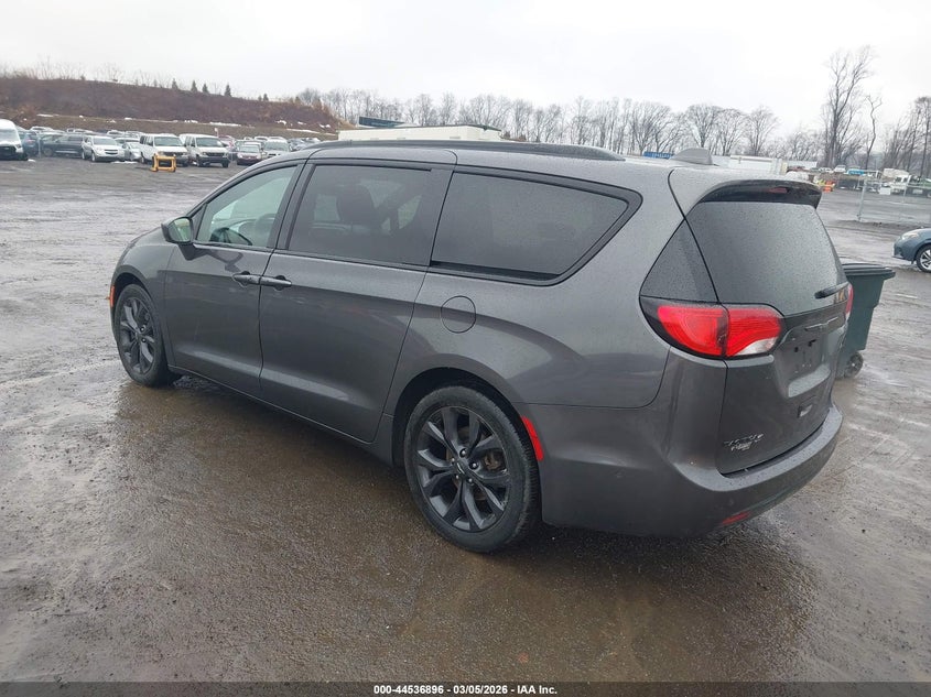 2019 Chrysler Pacifica Touring Plus