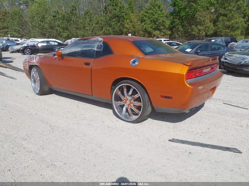 Vin: 2b3cj4dg4bh576425, lot: 45033815, dodge challenger 20113