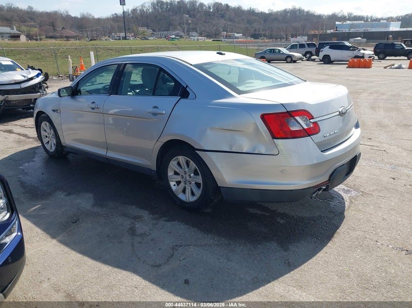 2011 Ford Taurus Se
