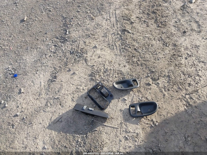 2002 GMC Sonoma Sls VIN: 1GTDT13W32K115102 Lot: 44537123