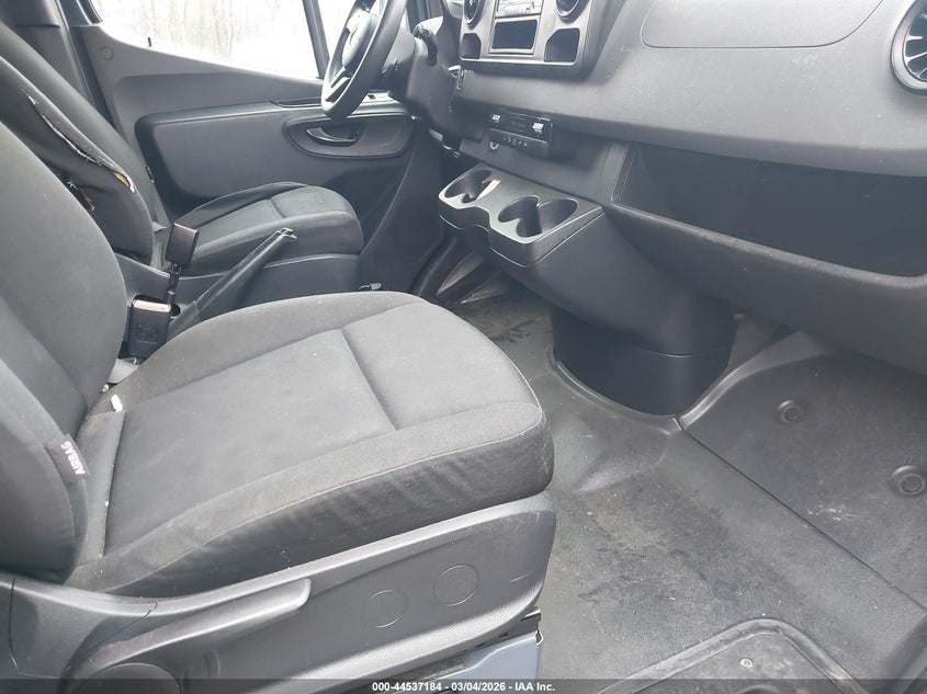 2019 Mercedes-Benz Sprinter 2500 High Roof V6