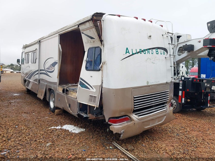 2000 Freightliner Chassis X Line Motor Home