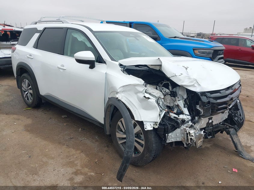 2025 Nissan Pathfinder Sl 4Wd