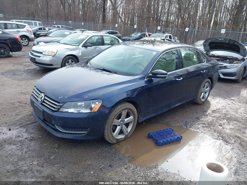 2013 Volkswagen Passat 2.5L Se