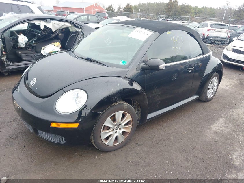 2008 Volkswagen New Beetle S