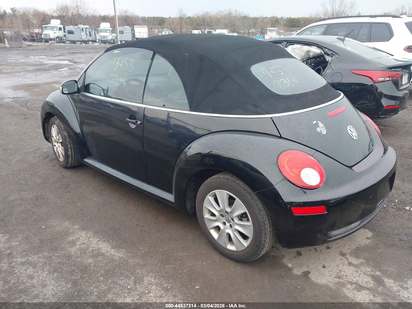 2008 Volkswagen New Beetle S