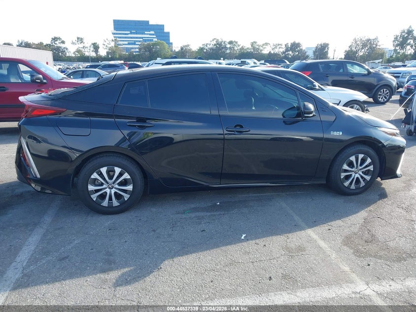 VIN JTDKARFP0L3147629 2020 TOYOTA PRIUS PRIME LE