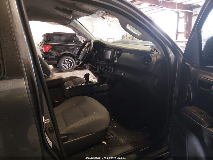 2017 Toyota Tacoma Sr V6