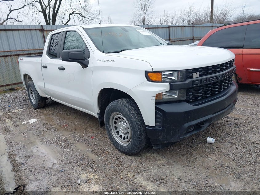 CHEVROLET SILVERADO 1500 4WD  STANDARD BED WT 2021