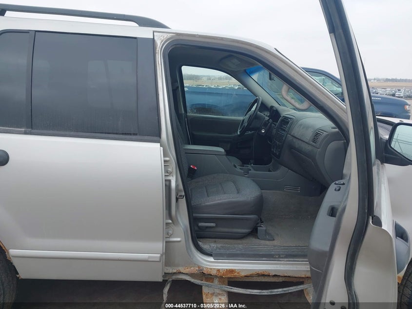 2003 Ford Explorer Xls