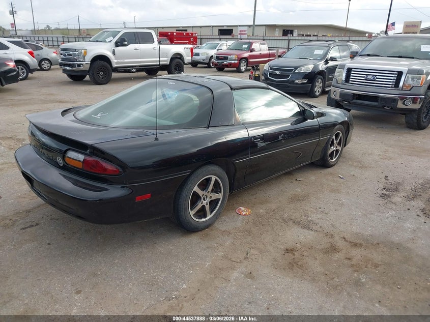 2002 Chevrolet Camaro