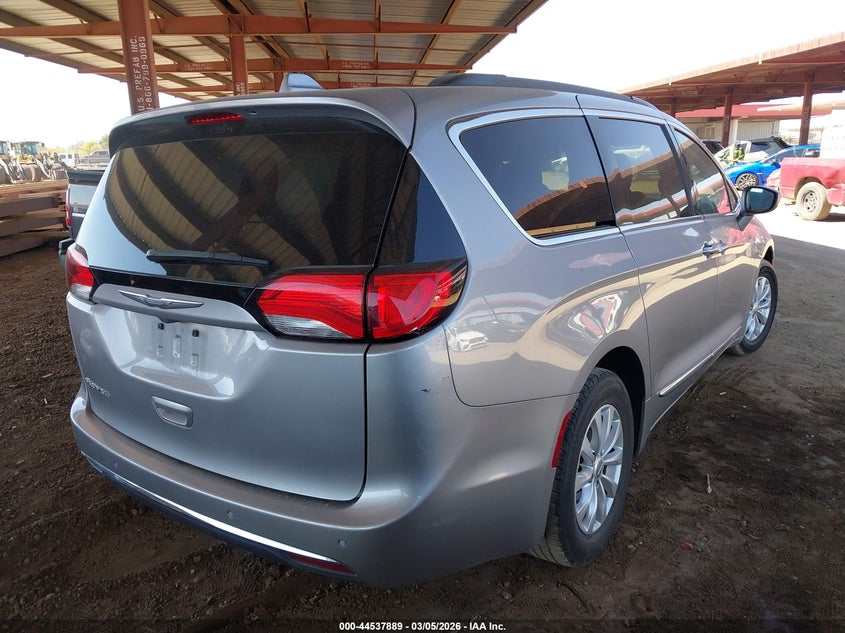Vin: 2c4rc1bg5hr532635, lot: 45034712, chrysler pacifica touring-l 20174
