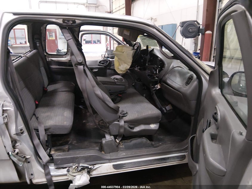 2001 Ford F-150 Xl/Xlt