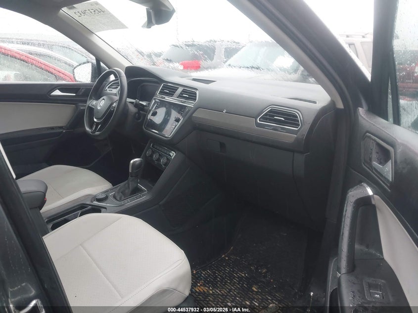 2020 Volkswagen Tiguan 2.0T Se/2.0T Se R-Line Black/2.0T Sel