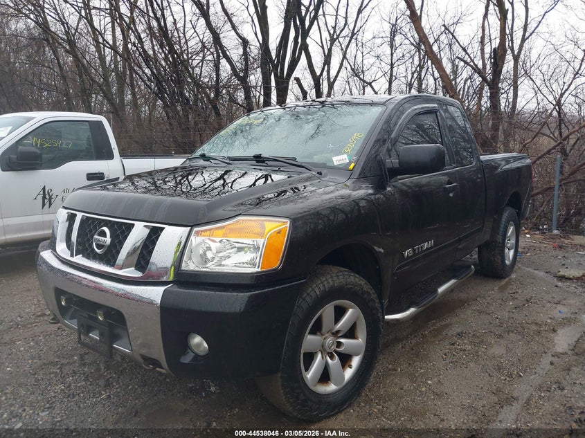 2010 Nissan Titan Se
