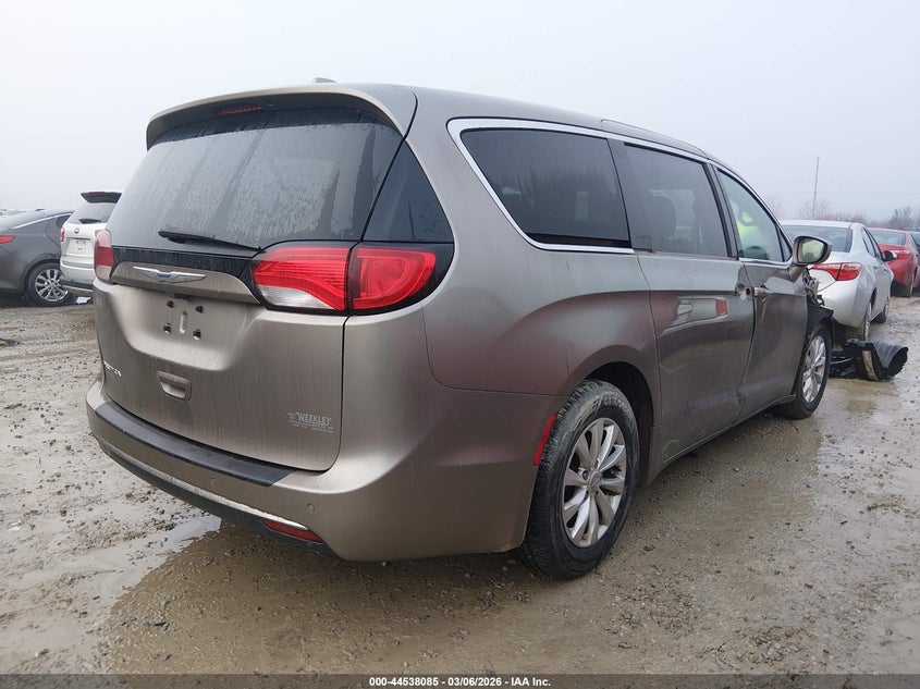 2018 Chrysler Pacifica Touring Plus