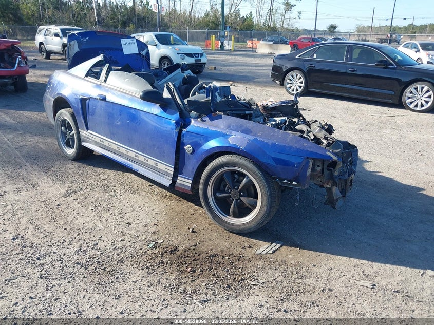 2004 Ford Mustang