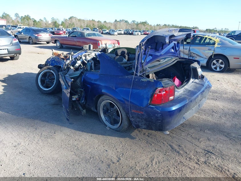 2004 Ford Mustang