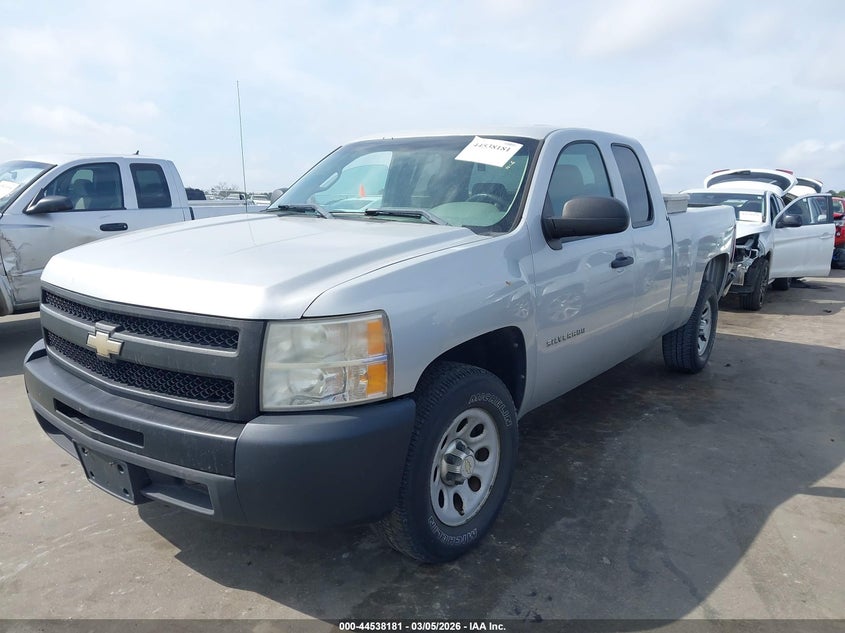 2011 CHEVROLET SILVERADO 1500 auction photo 2