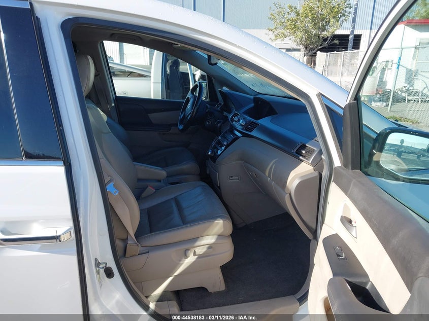 2012 Honda Odyssey 3.5 Touring/Touring Elite white Lot 111044538183 Vin 5FNRL5H94CB079905