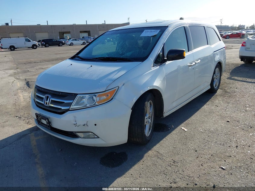 2012 Honda Odyssey 3.5 Touring/Touring Elite white Lot 111044538183 Vin 5FNRL5H94CB079905