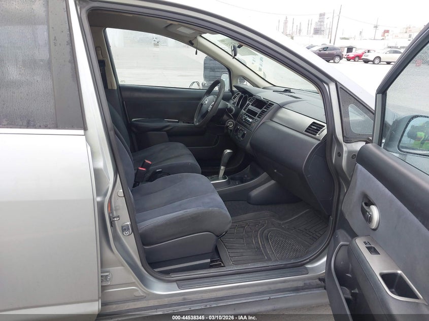 2009 Nissan Versa 1.8S