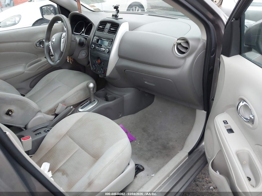 2015 Nissan Versa 1.6 S/1.6 S+/1.6 Sl/1.6 Sv