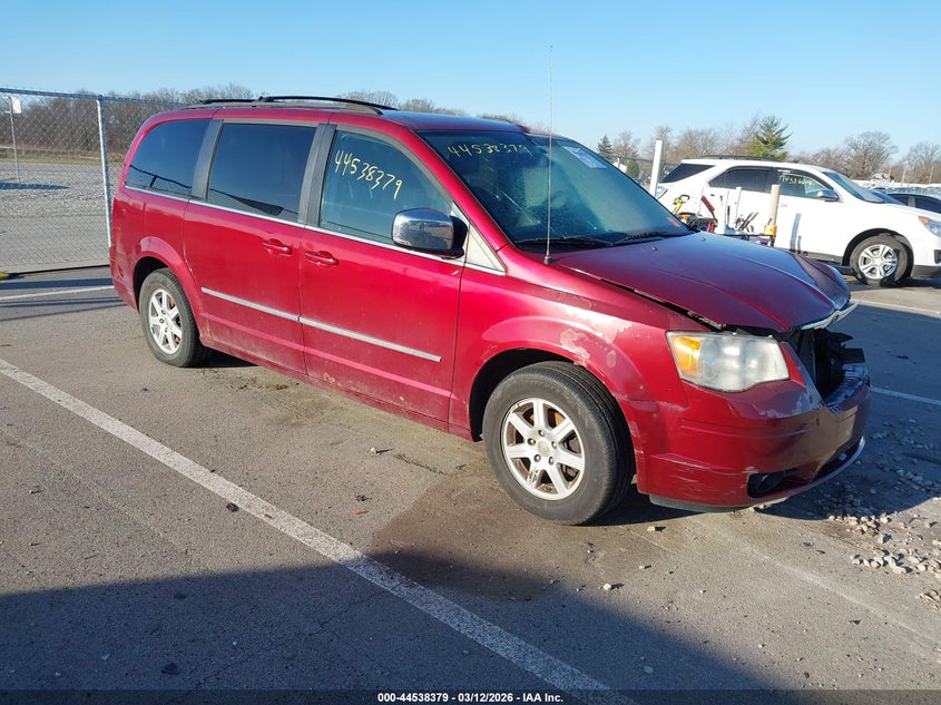 2010 Chrysler Town & Country Touring Plus