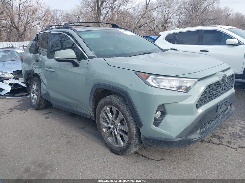 2T3A1RFV3LC068304 2020 Toyota Rav4 Xle Premium auction photo 1
