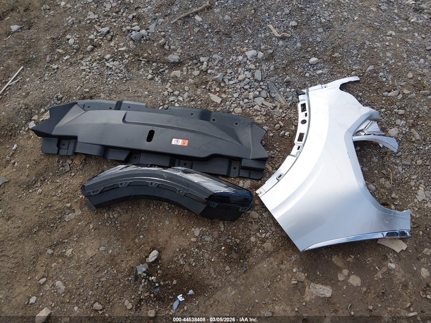 2024 Mitsubishi Outlander Se 2.5 2Wd/Se Black Edition S-Awc/Se Black Edition W/Pano Roof S-Awc VIN: JA4J3VA81RZ055797 Lot: 44538408