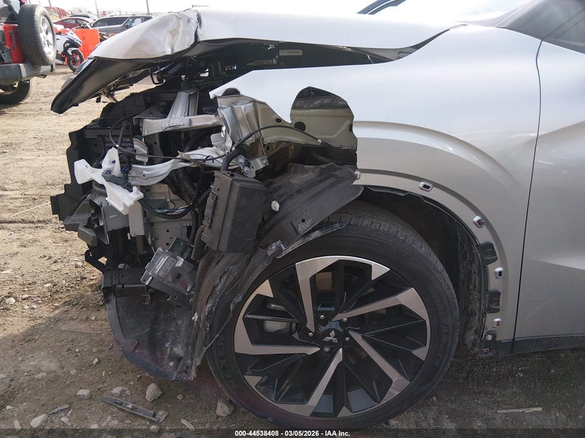 2024 Mitsubishi Outlander Se 2.5 2Wd/Se Black Edition S-Awc/Se Black Edition W/Pano Roof S-Awc VIN: JA4J3VA81RZ055797 Lot: 44538408