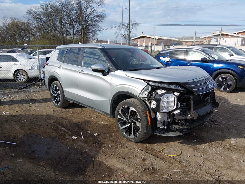 2024 Mitsubishi Outlander Se 2.5 2Wd/Se Black Edition S-Awc/Se Black Edition W/Pano Roof S-Awc