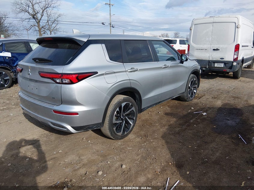2024 Mitsubishi Outlander Se 2.5 2Wd/Se Black Edition S-Awc/Se Black Edition W/Pano Roof S-Awc
