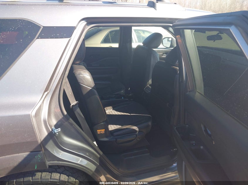 AtlanticExpress - Nissan Pathfinder