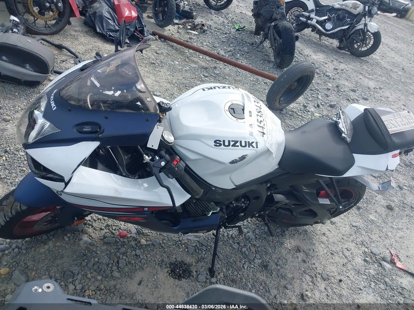 2025 Suzuki Gsx-R600 VIN: JS1GN7FA8S7100196 Lot: 44538430