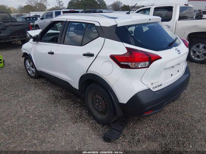 2018 Nissan Kicks S