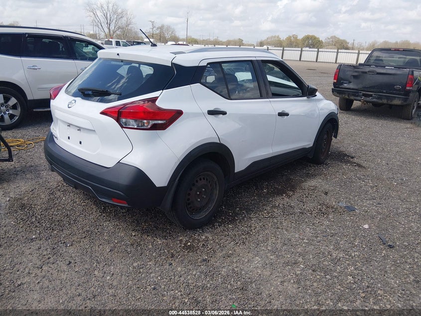 2018 Nissan Kicks S