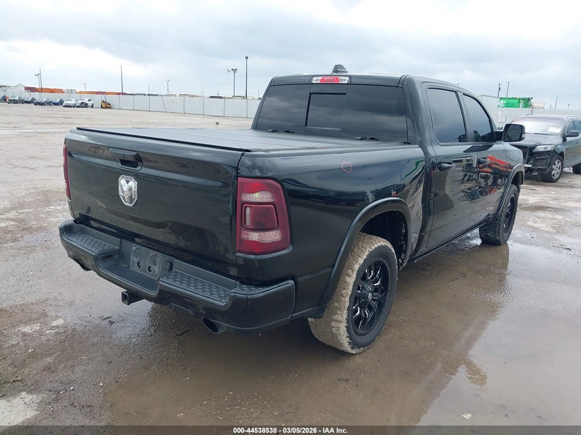 Vin: 1c6srfjt4ln340728, lot: 45035361, ram 1500 laramie  4x4 5'7 box 20204