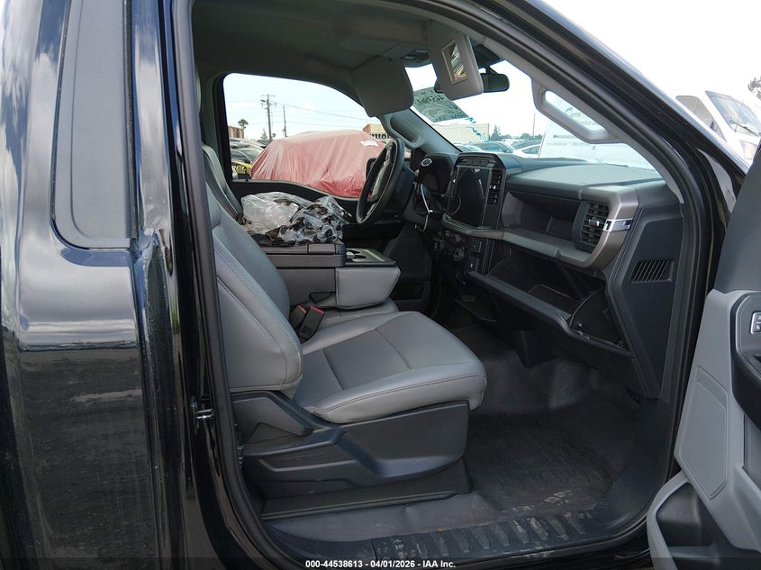 VIN 1FTMF1L55RKF45061 2024 FORD F-150 XL