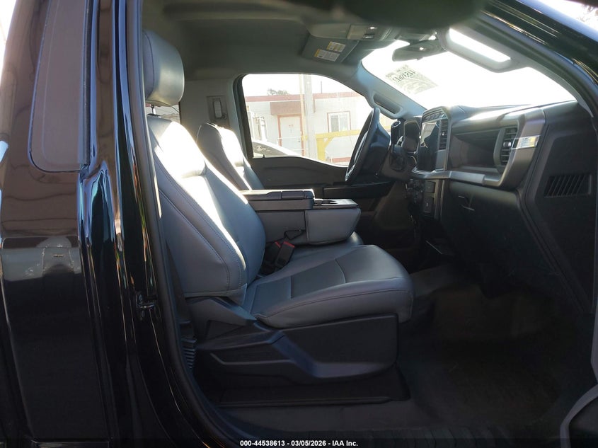 VIN 1FTMF1L55RKF45061 2024 FORD F-150 XL