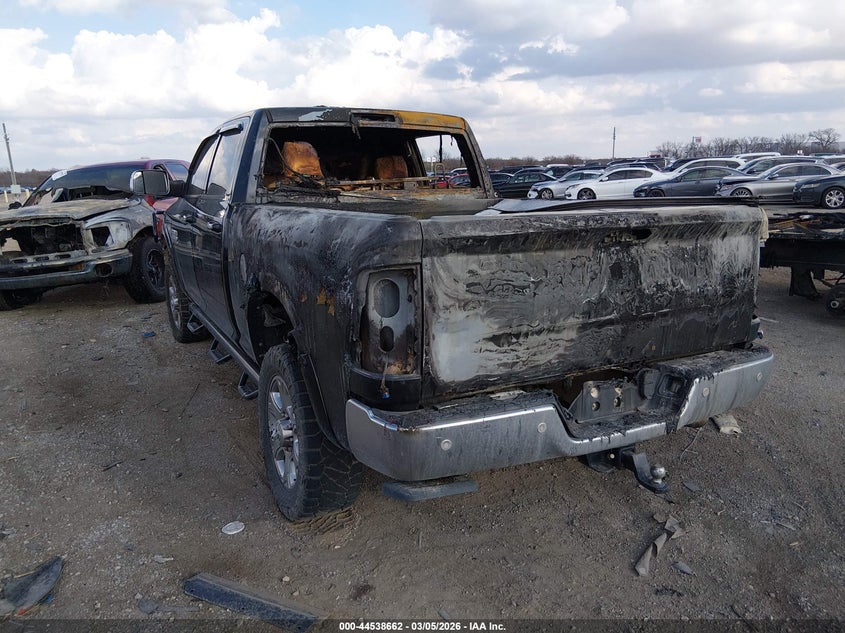 2017 Ram 2500 Laramie 4X4 6'4 Box VIN: 3C6UR5FJXHG559350 Lot: 44538662