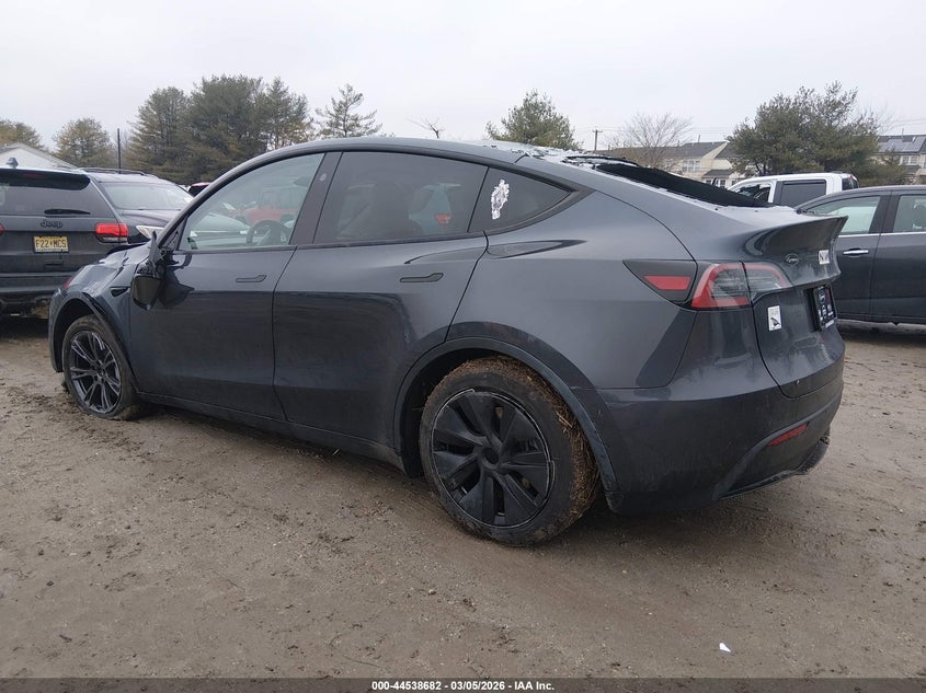 Vin: 7saygdee1sa354124, lot: 45035505, tesla model y long range dual motor all-wheel drive 20253