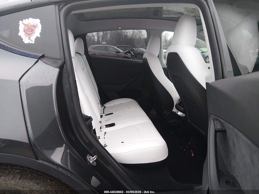 2025 TESLA MODEL Y auction photo 8