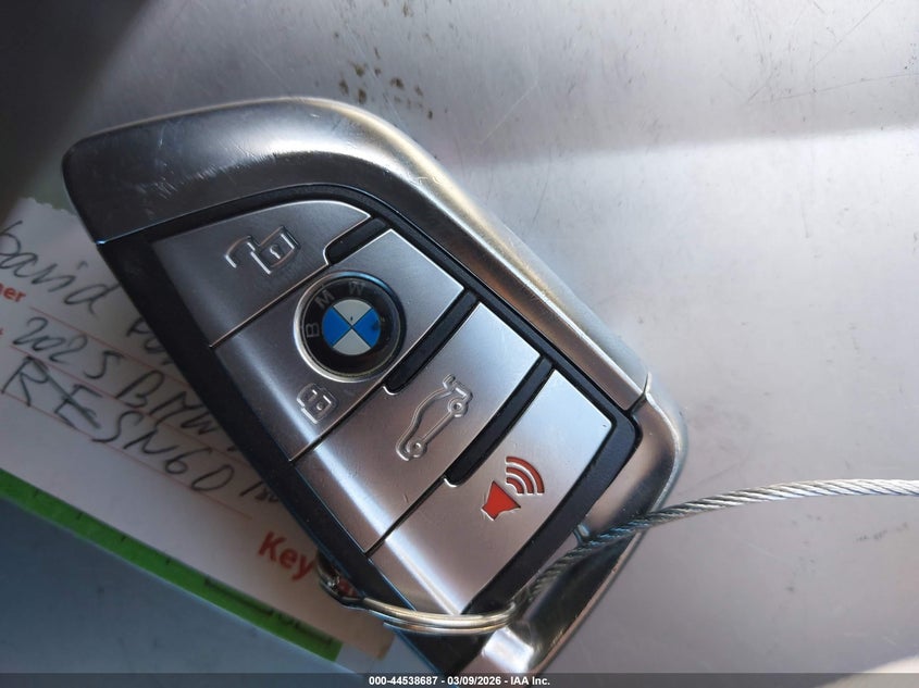 VIN WBSDZ0C02PCM59017 2023 BMW M8 CABRIOLET COMPETITION
