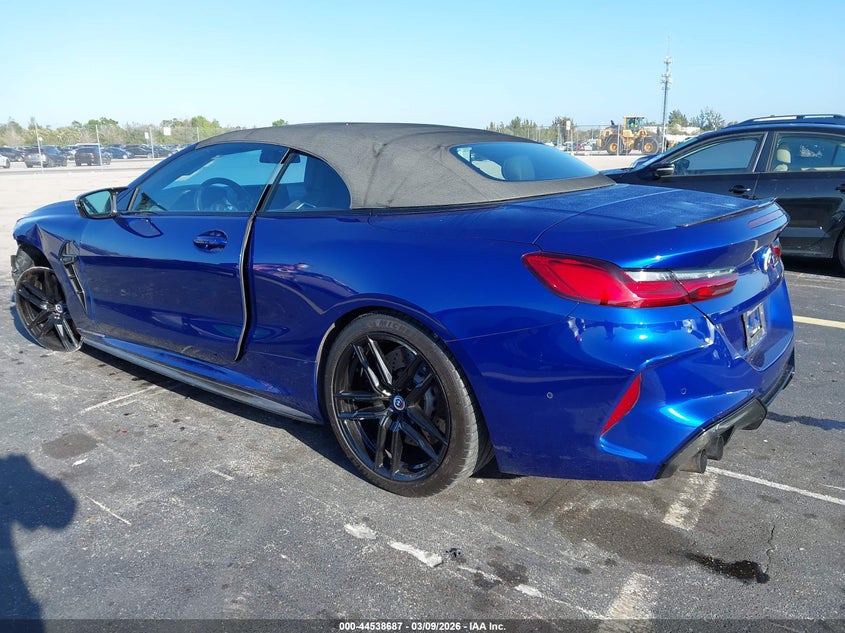 2023 BMW M8 Cabriolet Competition