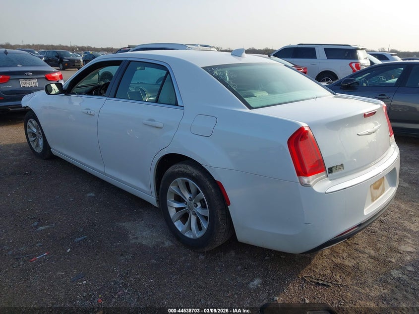 2015 Chrysler 300 Limited