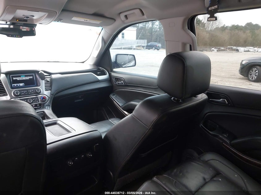 2017 Chevrolet Suburban Lt